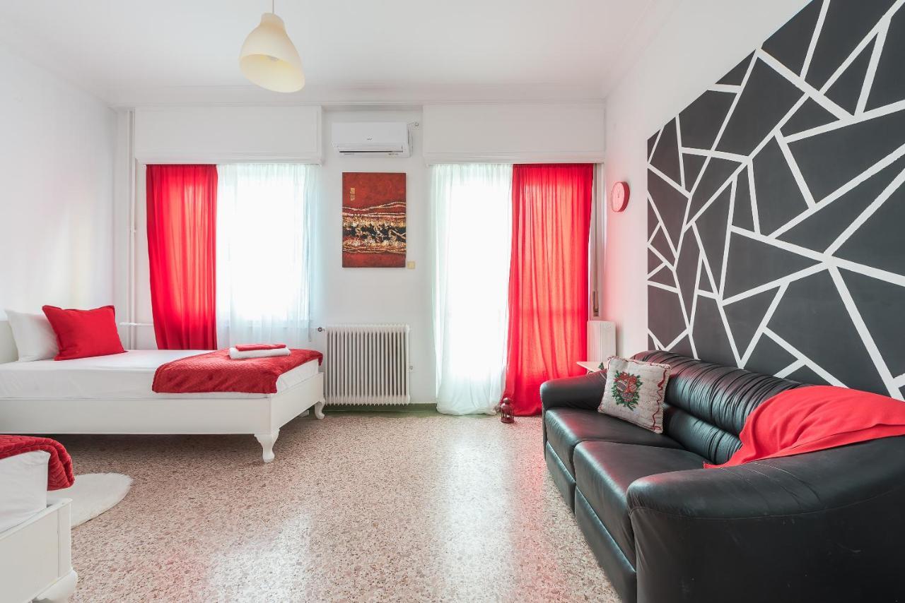 Private Rooms Athens - Shared Bathroom Экстерьер фото
