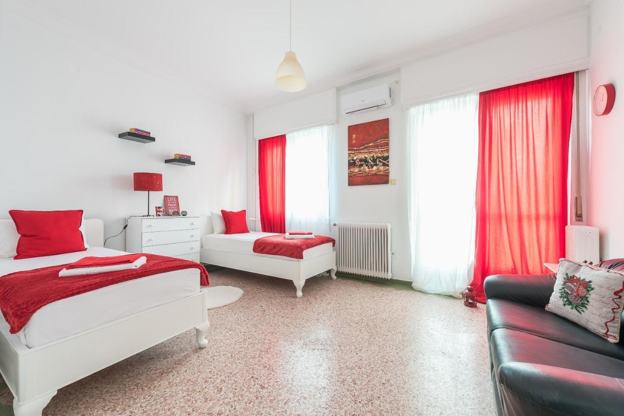 Private Rooms Athens - Shared Bathroom Экстерьер фото