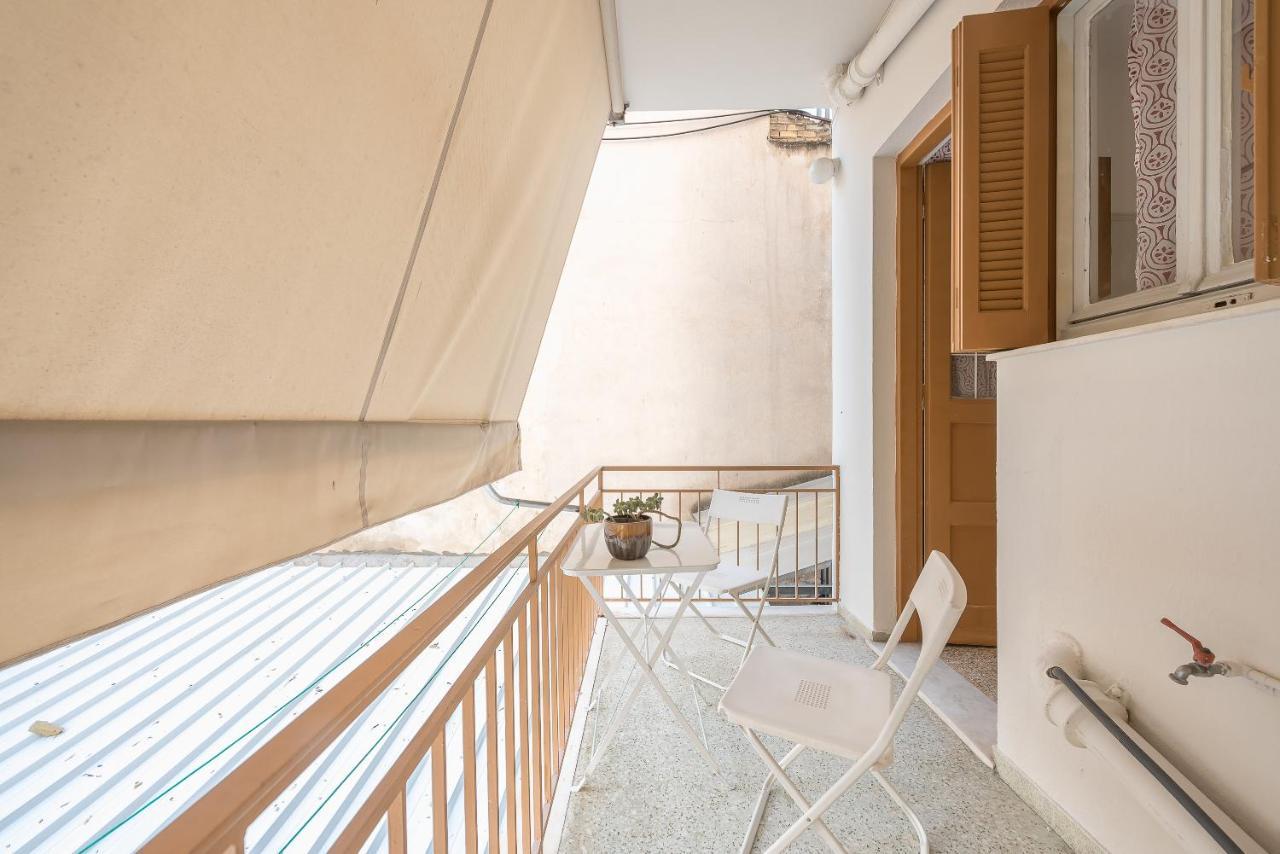 Private Rooms Athens - Shared Bathroom Экстерьер фото